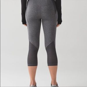 Lululemon Free Runner Crops Gray